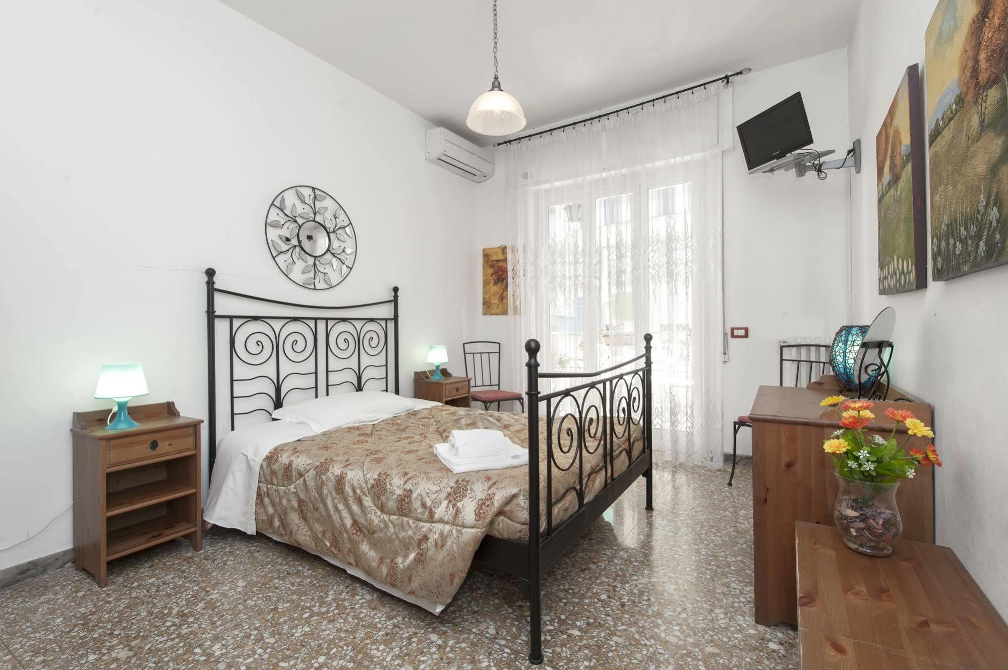 Bed & Breakfast A For Rome